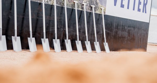 Feierlicher Spatenstich: Vetter startet Bau des neuen Produktionsstandortes in Saarlouis