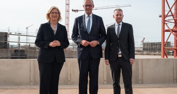Zukunft braucht Pioniere: SHS treibt Transformation mit Power4Steel und Y-SIC voran